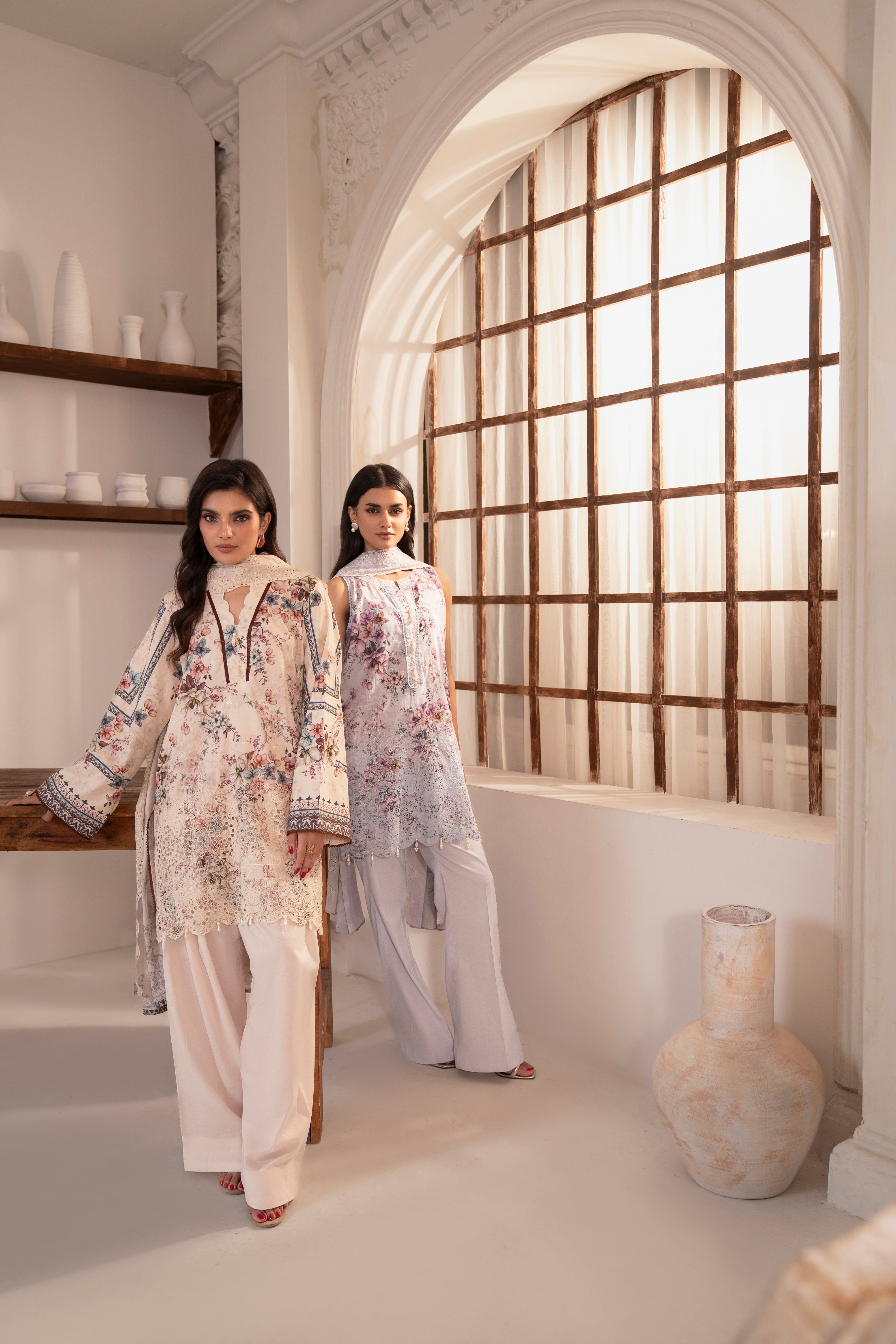 D718 - Collection Embroidered