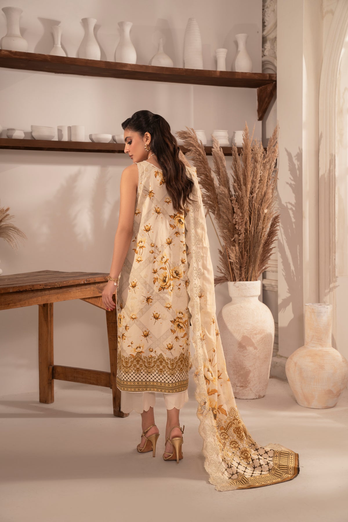 D731- Collection Embroidered