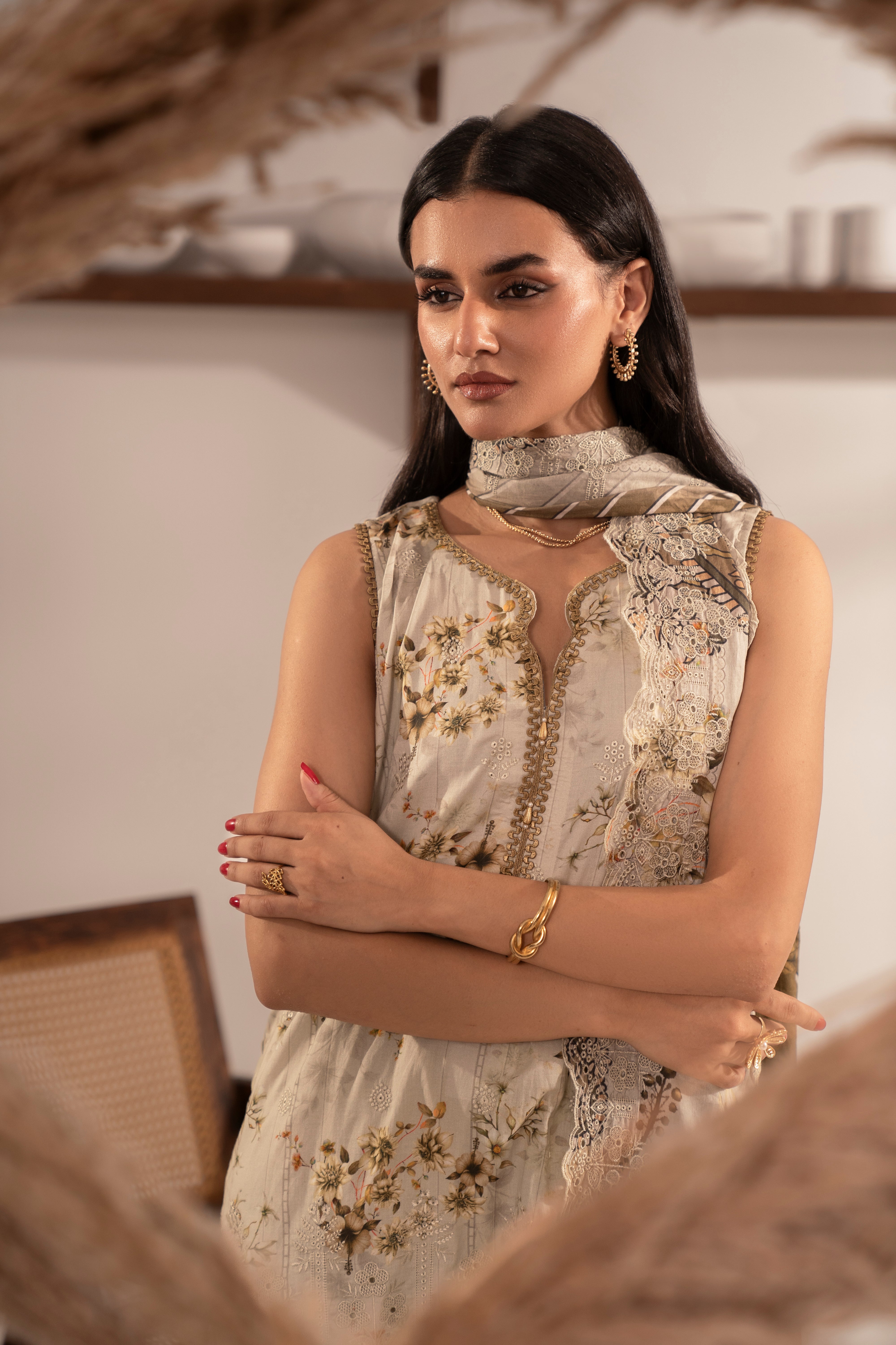 D723 - Collection Embroidered