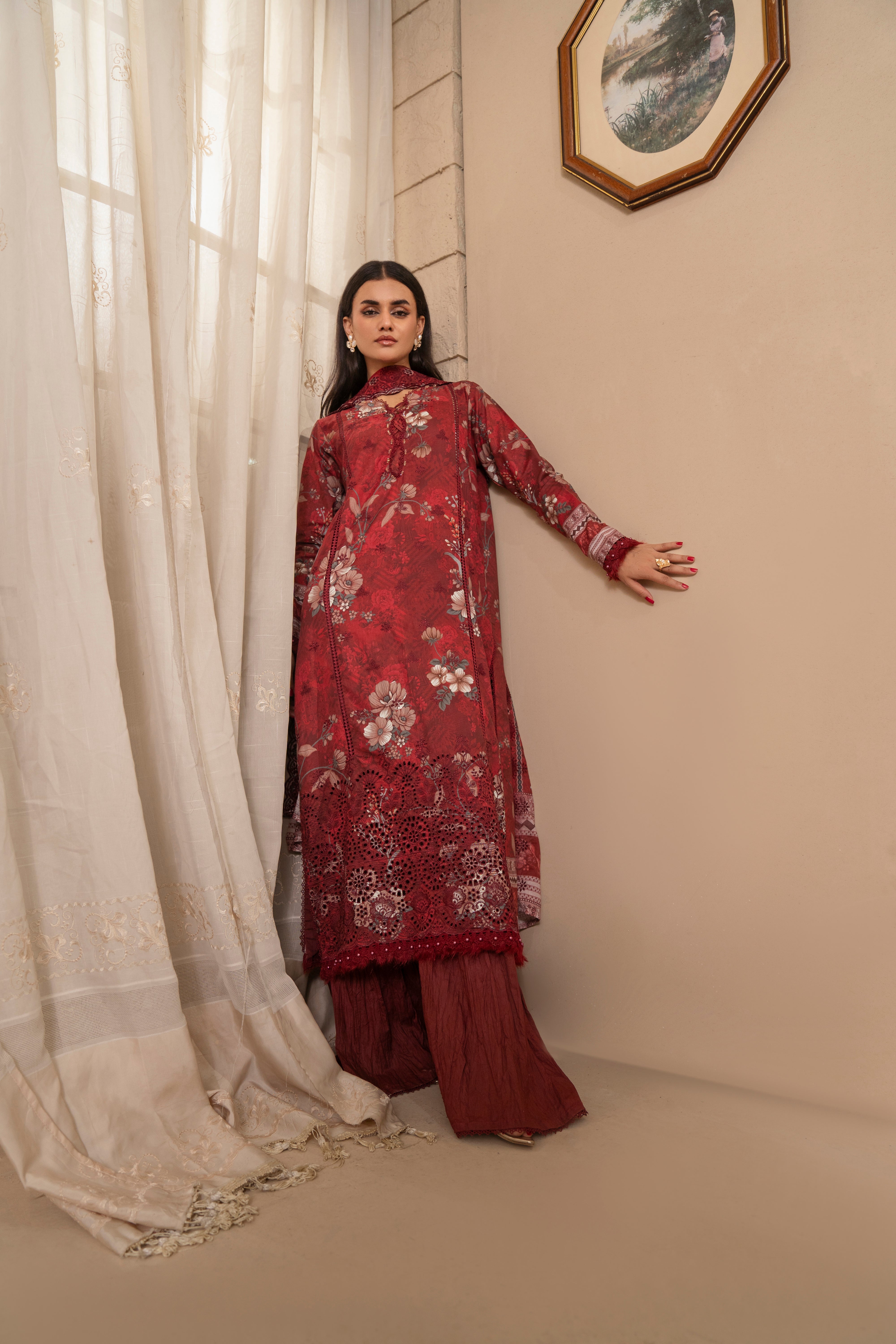 D734 - Collection Embroidered