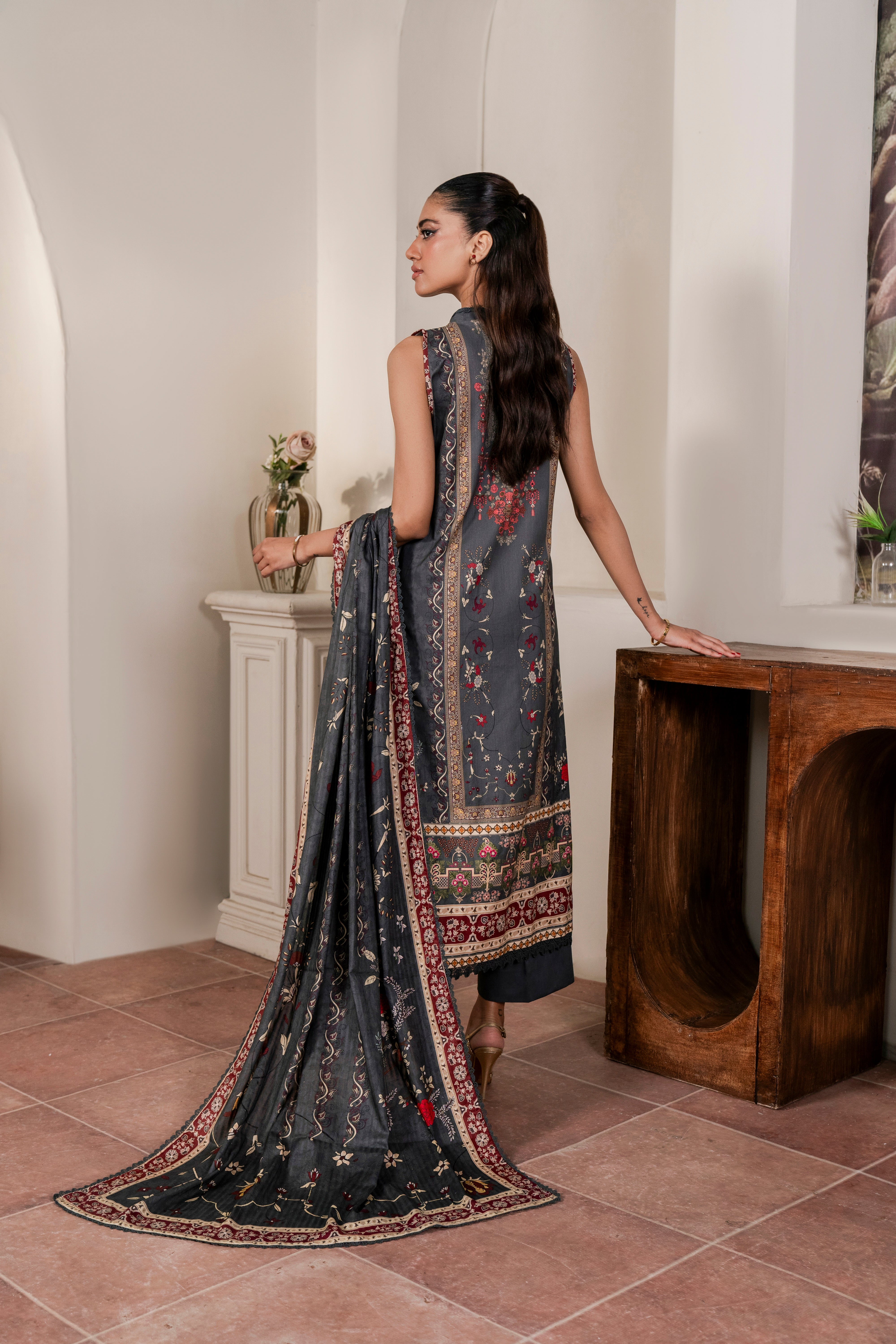 Resham Unstitched Cambric 3 Pcs Printed Suit D758
