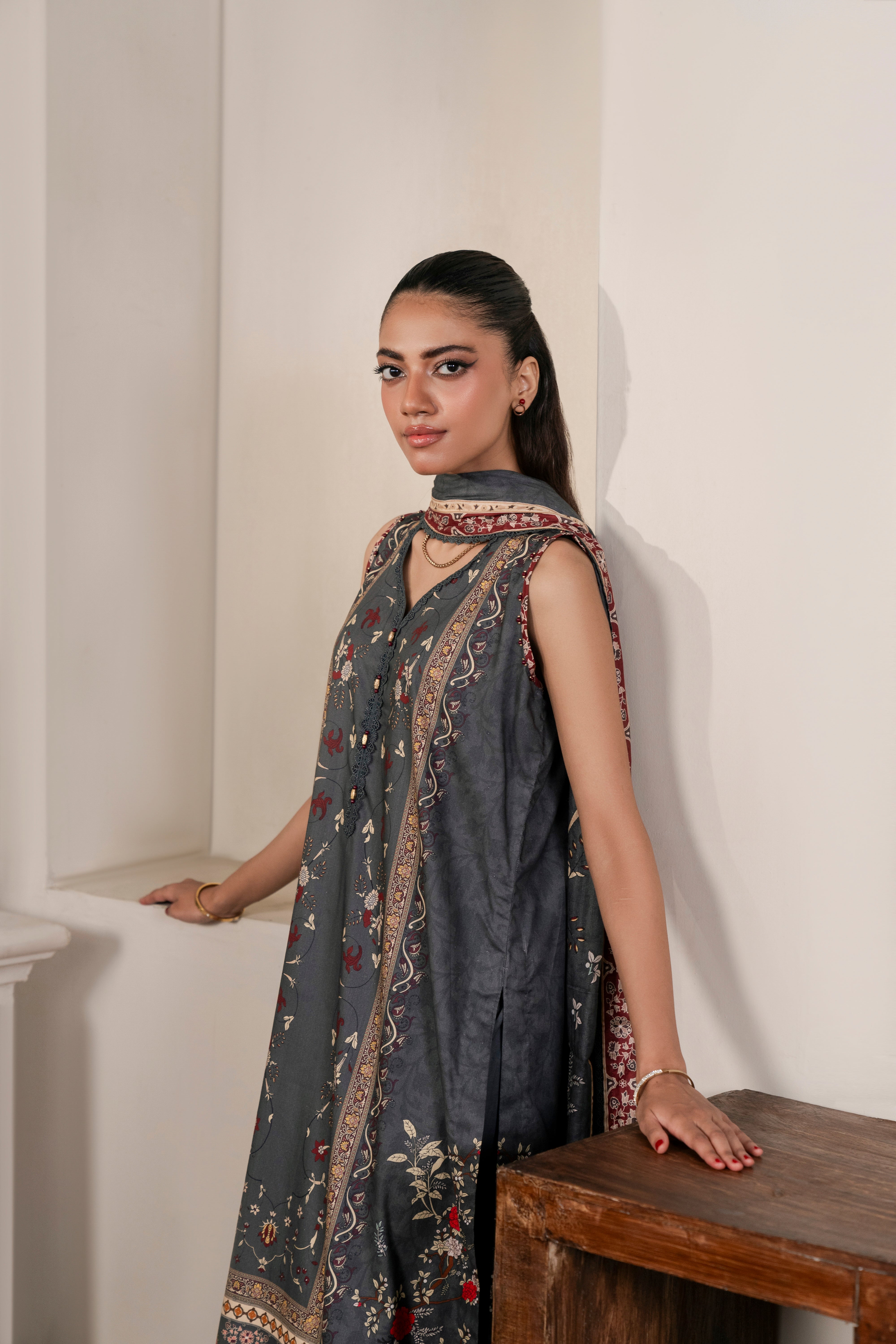 Resham Unstitched Cambric 3 Pcs Printed Suit D758