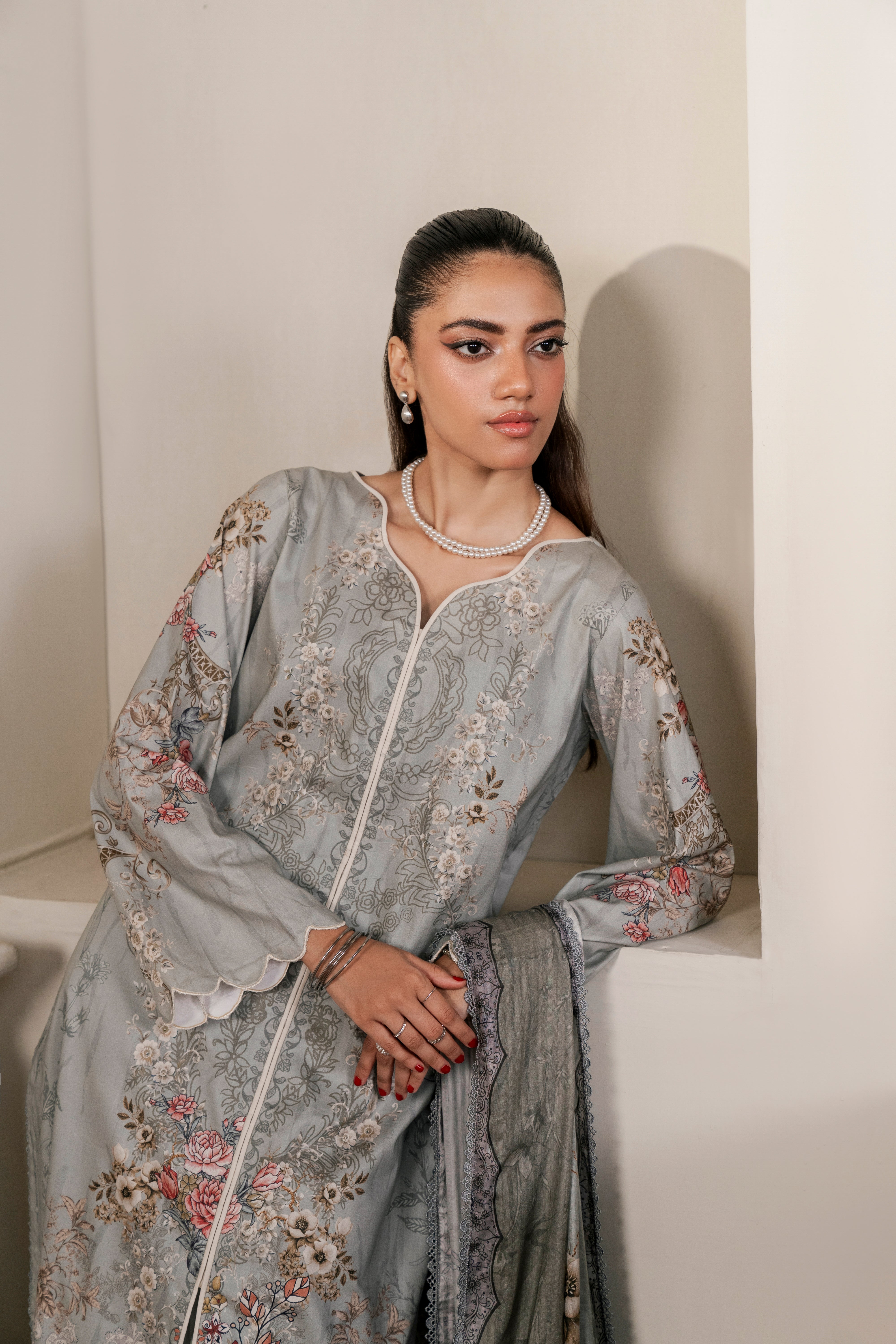 Resham Unstitched Cambric 3 Pcs Printed Suit D755